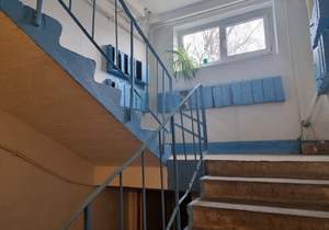 2-к квартира, вторичка, 52м2, 1/9 этаж