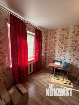 2-к квартира, вторичка, 45м2, 1/4 этаж