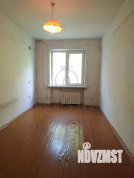 3-к квартира, вторичка, 58м2, 2/5 этаж