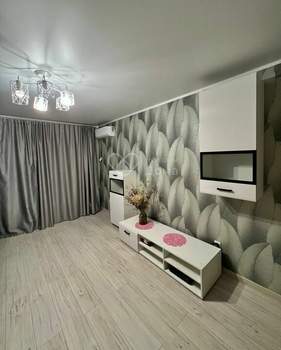 3-к квартира, вторичка, 70м2, 9/9 этаж