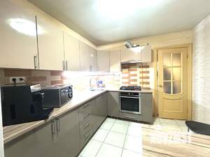 2-к квартира, вторичка, 53м2, 1/9 этаж