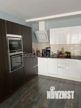 2-к квартира, вторичка, 98м2, 8/16 этаж
