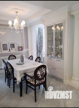 3-к квартира, вторичка, 102м2, 9/18 этаж