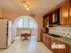 3-к квартира, вторичка, 130м2, 8/9 этаж
