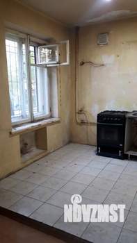 Студия квартира, вторичка, 62м2, 1/5 этаж
