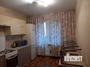 2-к квартира, вторичка, 60м2, 1/9 этаж