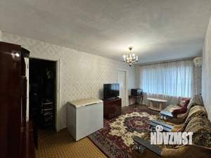 2-к квартира, вторичка, 42м2, 1/3 этаж