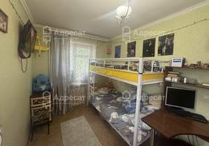 2-к квартира, вторичка, 41м2, 1/4 этаж