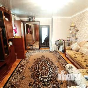 2-к квартира, вторичка, 56м2, 1/3 этаж