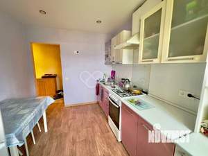 4-к квартира, вторичка, 74м2, 9/9 этаж