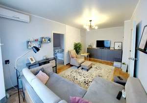 2-к квартира, вторичка, 43м2, 1/4 этаж