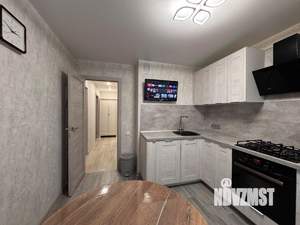 2-к квартира, вторичка, 52м2, 1/10 этаж