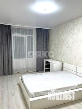 3-к квартира, вторичка, 90м2, 2/18 этаж