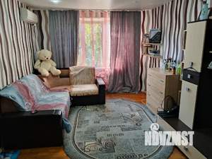 2-к квартира, вторичка, 57м2, 1/9 этаж