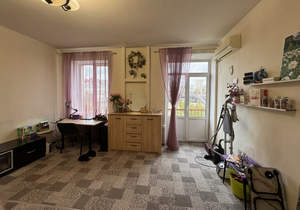 1-к квартира, вторичка, 42м2, 4/4 этаж