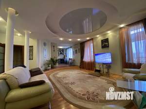 4-к квартира, вторичка, 108м2, 6/7 этаж