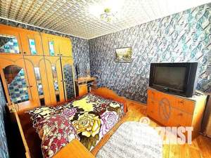 3-к квартира, вторичка, 72м2, 1/1 этаж