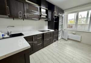 3-к квартира, вторичка, 70м2, 1/9 этаж