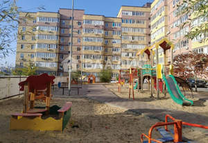 2-к квартира, вторичка, 55м2, 1/10 этаж