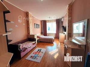 2-к квартира, вторичка, 80м2, 1/4 этаж