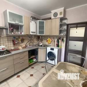 2-к квартира, вторичка, 57м2, 1/3 этаж