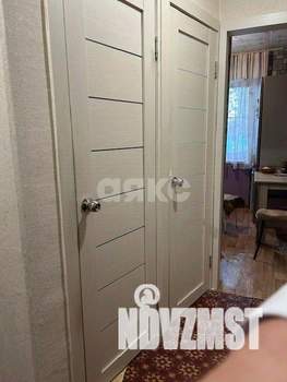 2-к квартира, вторичка, 44м2, 1/5 этаж