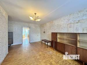 3-к квартира, вторичка, 57м2, 1/9 этаж