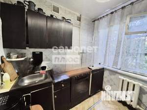 4-к квартира, вторичка, 61м2, 1/5 этаж