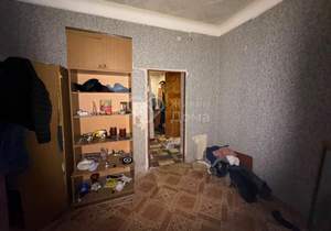 2-к квартира, вторичка, 49м2, 1/4 этаж