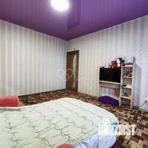 2-к квартира, вторичка, 61м2, 1/9 этаж