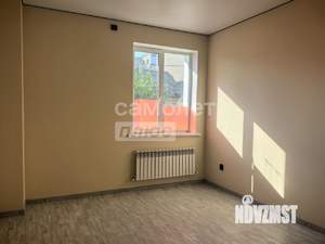 2-к квартира, вторичка, 61м2, 1/1 этаж