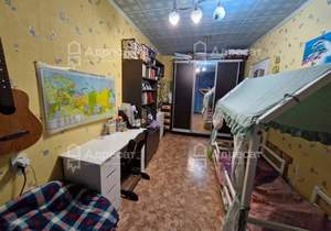 2-к квартира, вторичка, 47м2, 8/9 этаж