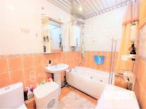 2-к квартира, вторичка, 61м2, 4/5 этаж