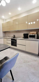 2-к квартира, вторичка, 70м2, 16/23 этаж