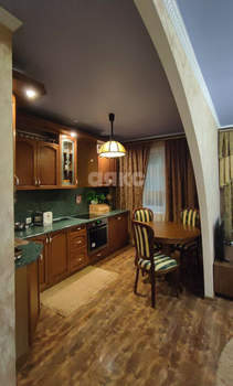 3-к квартира, вторичка, 76м2, 8/10 этаж
