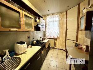 3-к квартира, вторичка, 64м2, 3/5 этаж