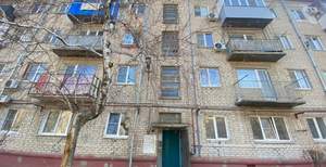 3-к квартира, вторичка, 59м2, 1/4 этаж