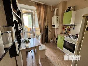 2-к квартира, вторичка, 38м2, 1/4 этаж