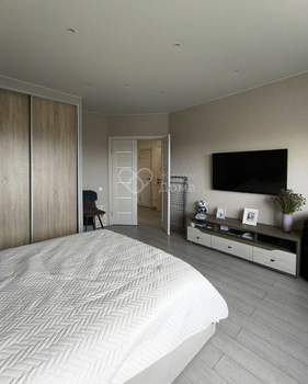 2-к квартира, вторичка, 63м2, 9/9 этаж