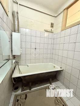 2-к квартира, вторичка, 61м2, 1/5 этаж