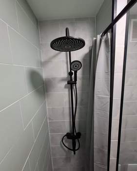 2-к квартира, вторичка, 42м2, 2/2 этаж