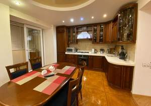 3-к квартира, вторичка, 118м2, 2/10 этаж