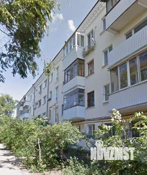 2-к квартира, вторичка, 40м2, 1/4 этаж