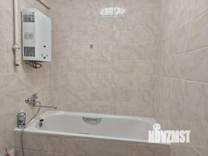 2-к квартира, вторичка, 43м2, 1/4 этаж