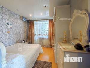 4-к квартира, вторичка, 63м2, 5/5 этаж