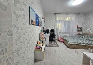 3-к квартира, вторичка, 78м2, 1/4 этаж