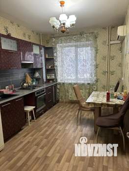 2-к квартира, вторичка, 61м2, 1/9 этаж