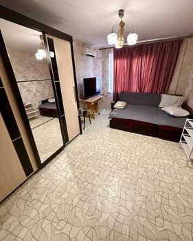 2-к квартира, вторичка, 57м2, 1/9 этаж