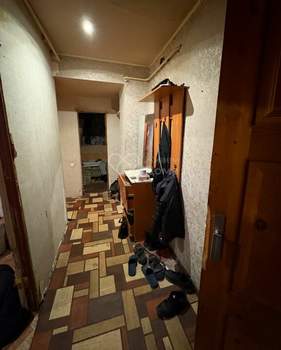 2-к квартира, вторичка, 49м2, 1/4 этаж