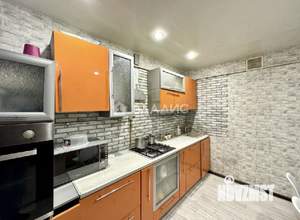2-к квартира, вторичка, 54м2, 1/9 этаж
